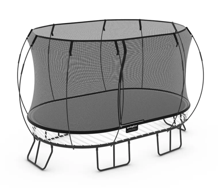 טרמפולינה אובלית לחצר Springfree בגודל 2.4X4 - הבטיחותית בעולם