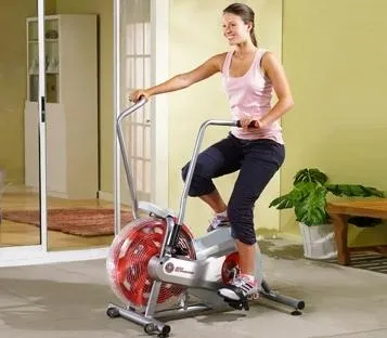 אופני כושר אופני ידיים AD2 מתצוגה