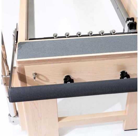 רפורמר עלית משולב עם קאדילק דגם ELN 300003 מבית ELINA PILATES