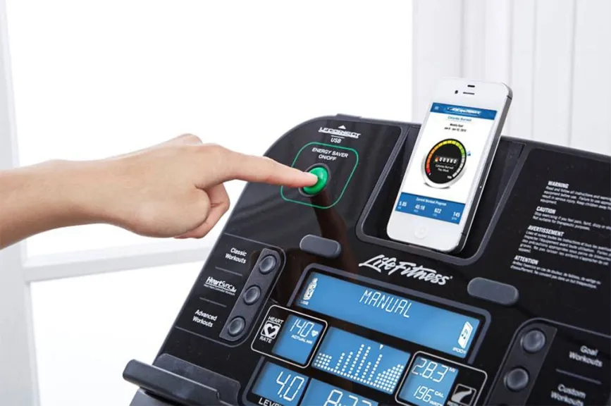 אופני כושר C1 מסדרת Lifecycle עם מסך TRACK