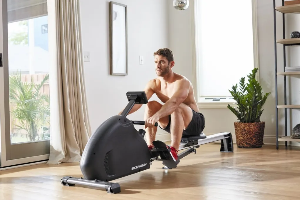 מכשיר חתירה Schwinn Rower מתצוגה