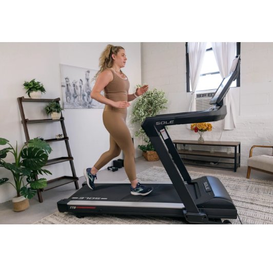 מסלול ריצה מקצועי דגם TT8 מבית SOLE מתצוגה