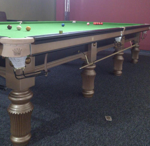 שולחן סנוקר מקצועי צבע שמפניה 10 פיט CROWN