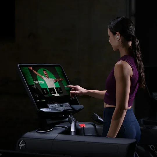 Integrity+ Treadmill LIFEFITNESS