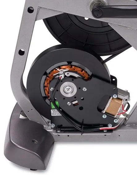 אליפטיקל חשמלי ספיריט Spirit CE800 - עם גנרטור פנימי